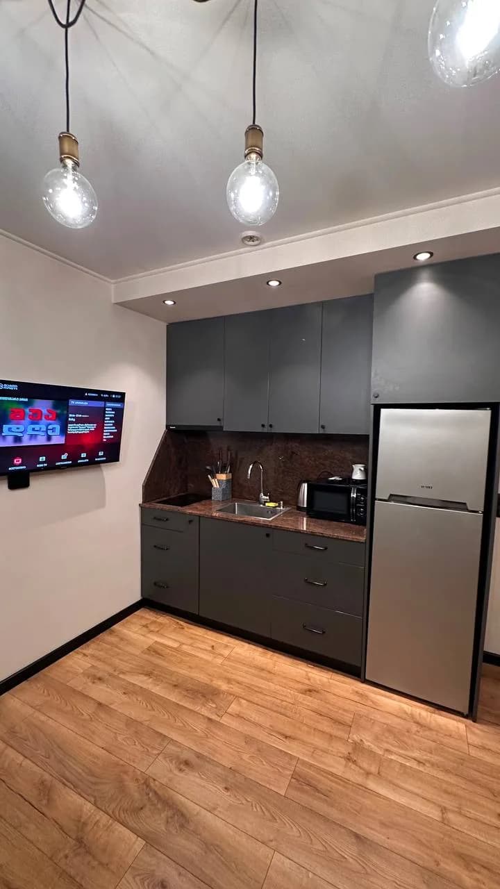 Квартира 1+1 в Батуми · Центр · 38 м² — Фото 3