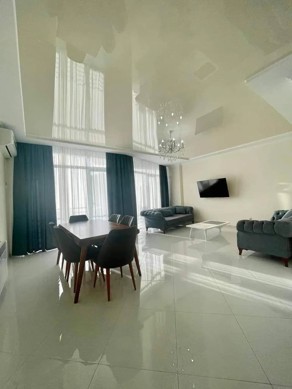 Квартира 2+1 в Батуми · Центр · 110 м² — Фото 6