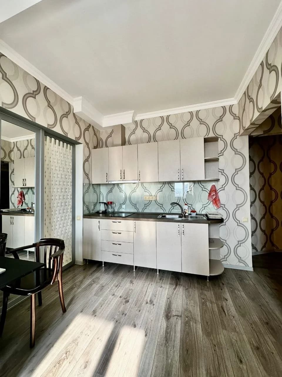 Квартира 1+1 в Батуми · Центр · 53 м² — Фото 3