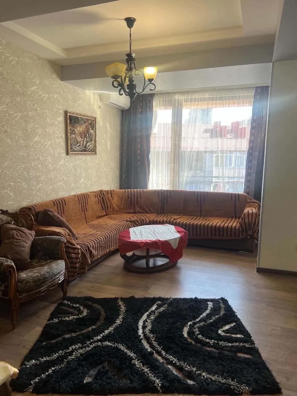 Квартира 1+1 в Батуми · 65 м² — Фото 1
