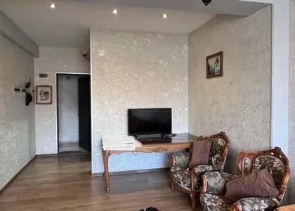 Квартира 1+1 в Батуми · 65 м²