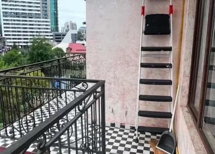 Квартира 1+1 в Батуми · 65 м²
