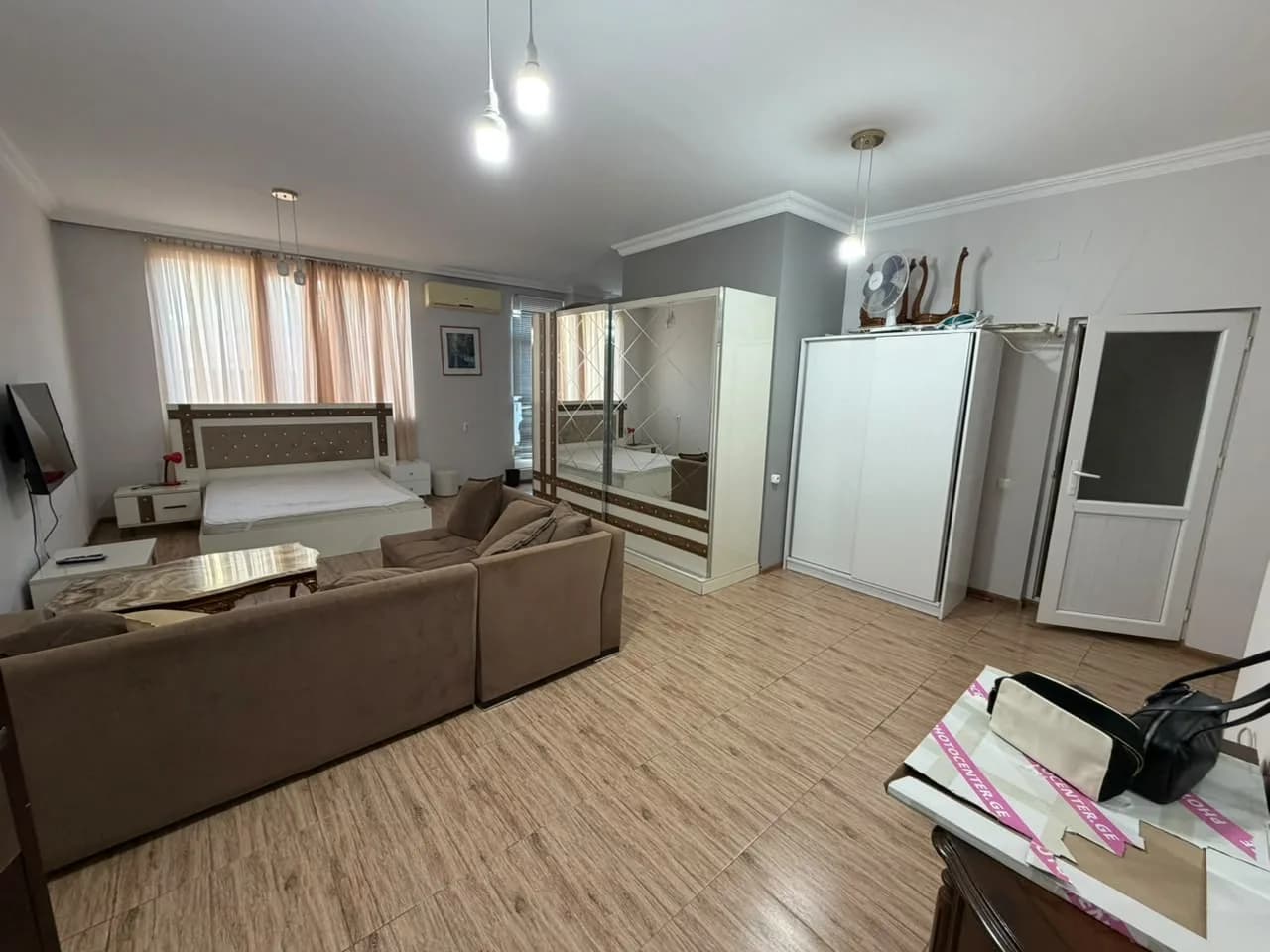 Студия в Батуми · 50 м² — Фото 1