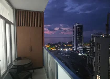 Квартира 1+1 в Батуми · Новый бульвар · 50 м²