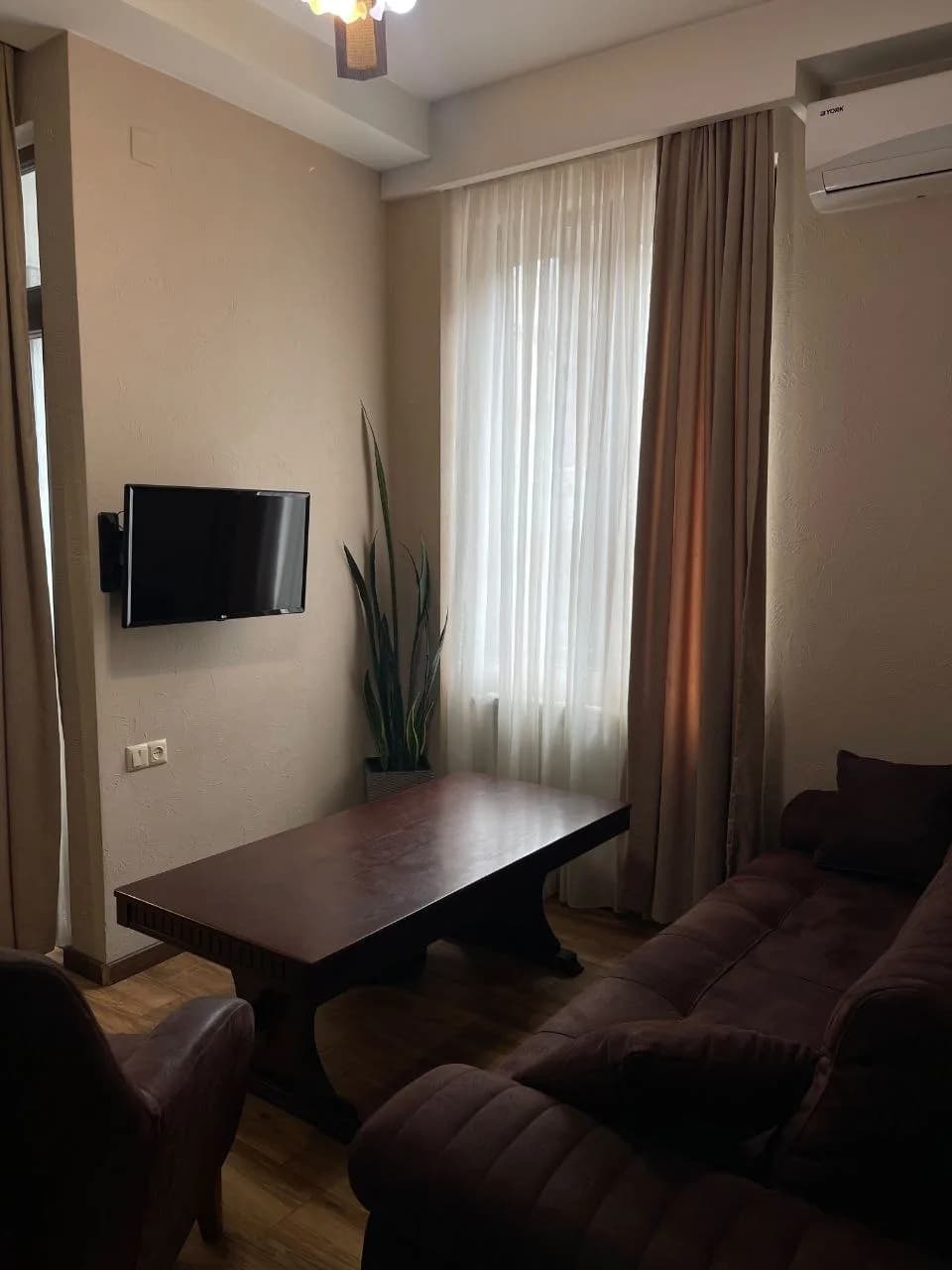 Квартира 2+1 в Батуми · 75 м² — Фото 3