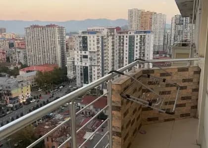 Квартира 1+1 в Батуми · 47 м²