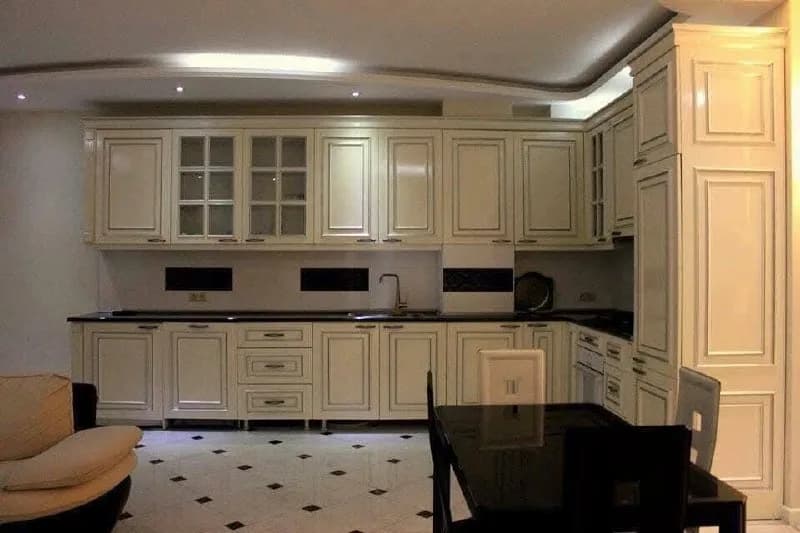 Квартира 3+1 в Батуми · Центр · 130 м² — Фото 1