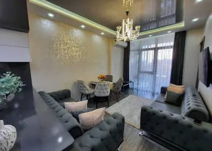 Квартира 3+1 в Батуми · Центр · 80 м²