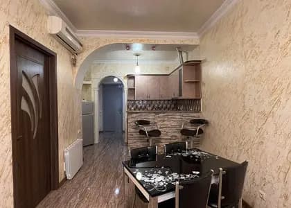 Квартира 2+1 в Батуми · Центр · 65 м²