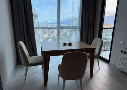 Квартира 1+1 в Батуми · Центр · 55 м²