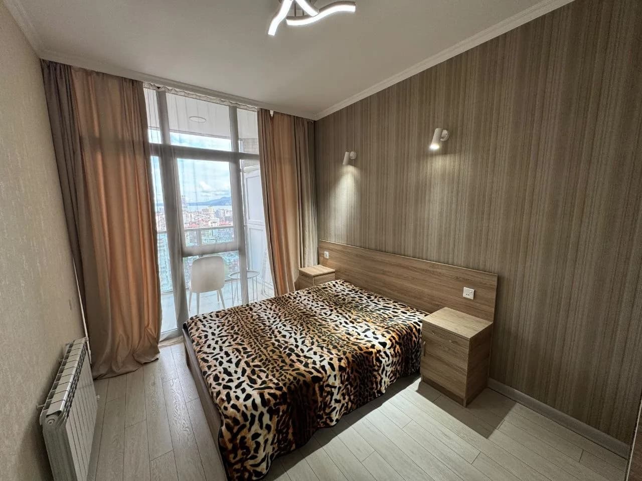 Квартира 1+1 в Батуми · Центр · 55 м² — Фото 6