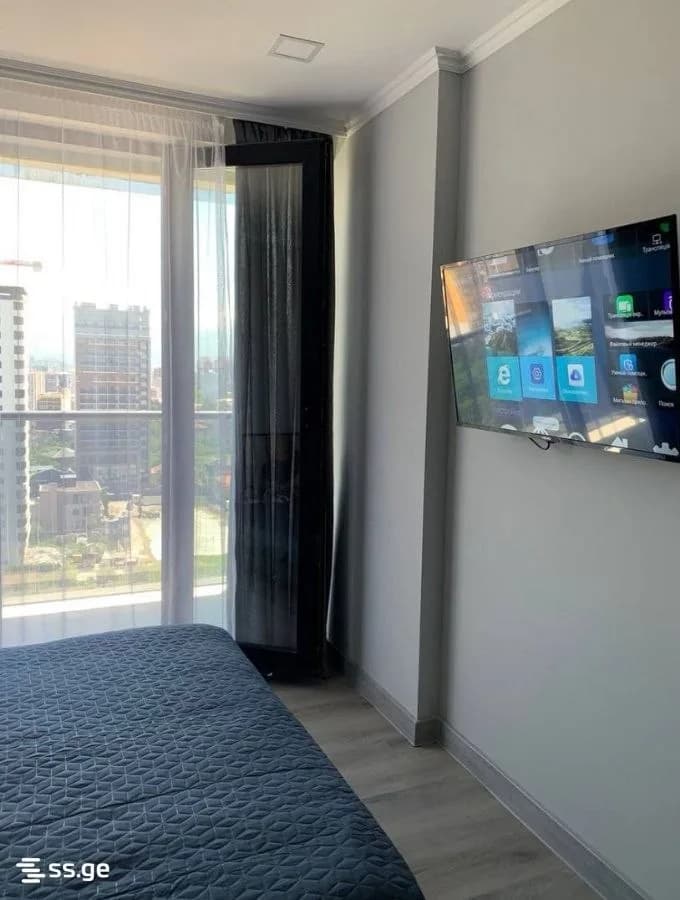 Studio apartment in Batumi — Photo 2