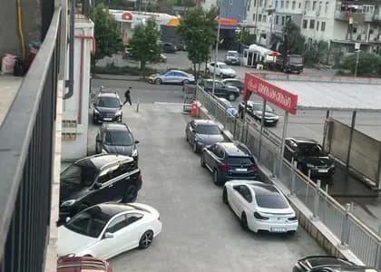 Квартира 2+1 в Батуми · Центр · 80 м²