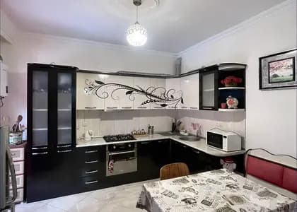 Сдам великолепную, уютную квартиру 2+1 в Старом Батуми