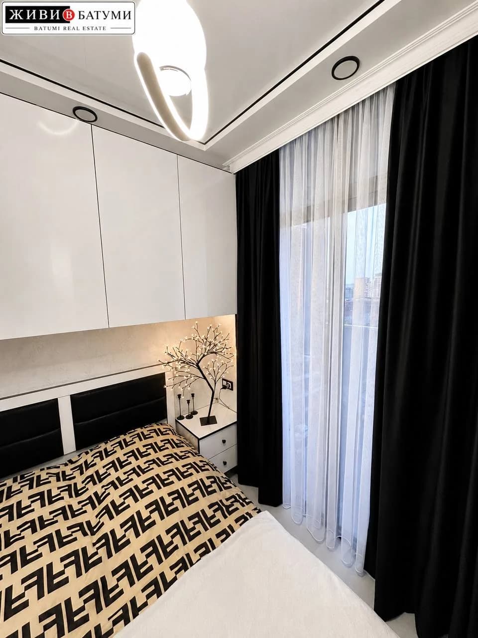 Квартира 1+1 в Батуми · Центр · 40 м² — Фото 6