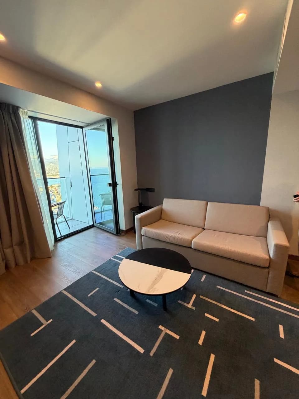 Квартира 1+1 в Батуми · Центр · 50 м² — Фото 2