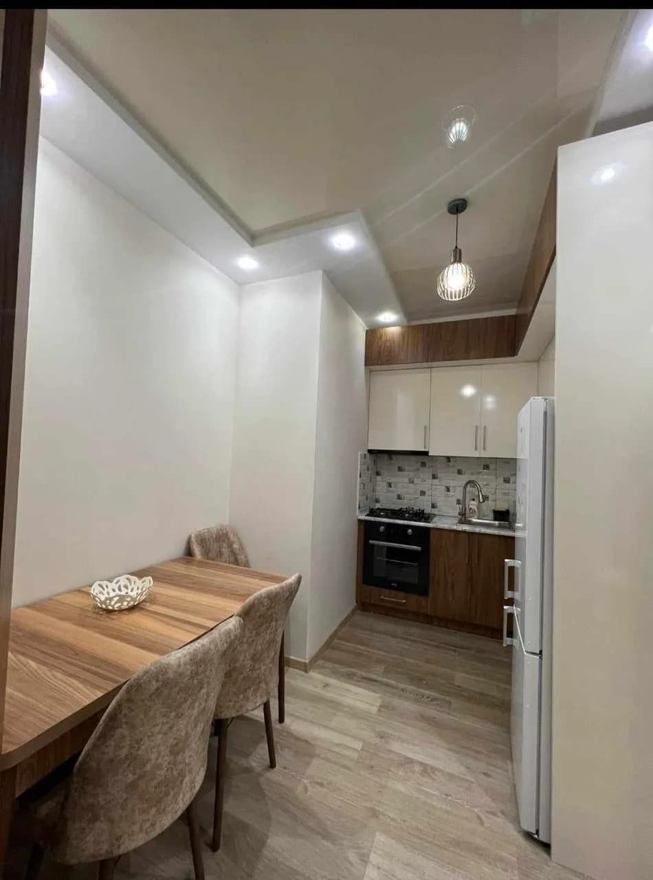 Квартира 2+1 в Батуми · Центр · 75 м² — Фото 2