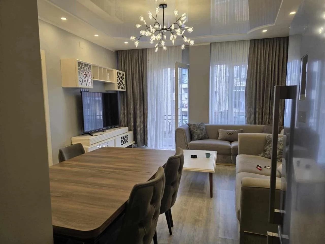 Квартира 2+1 в Батуми · Центр · 86 м² — Фото 2