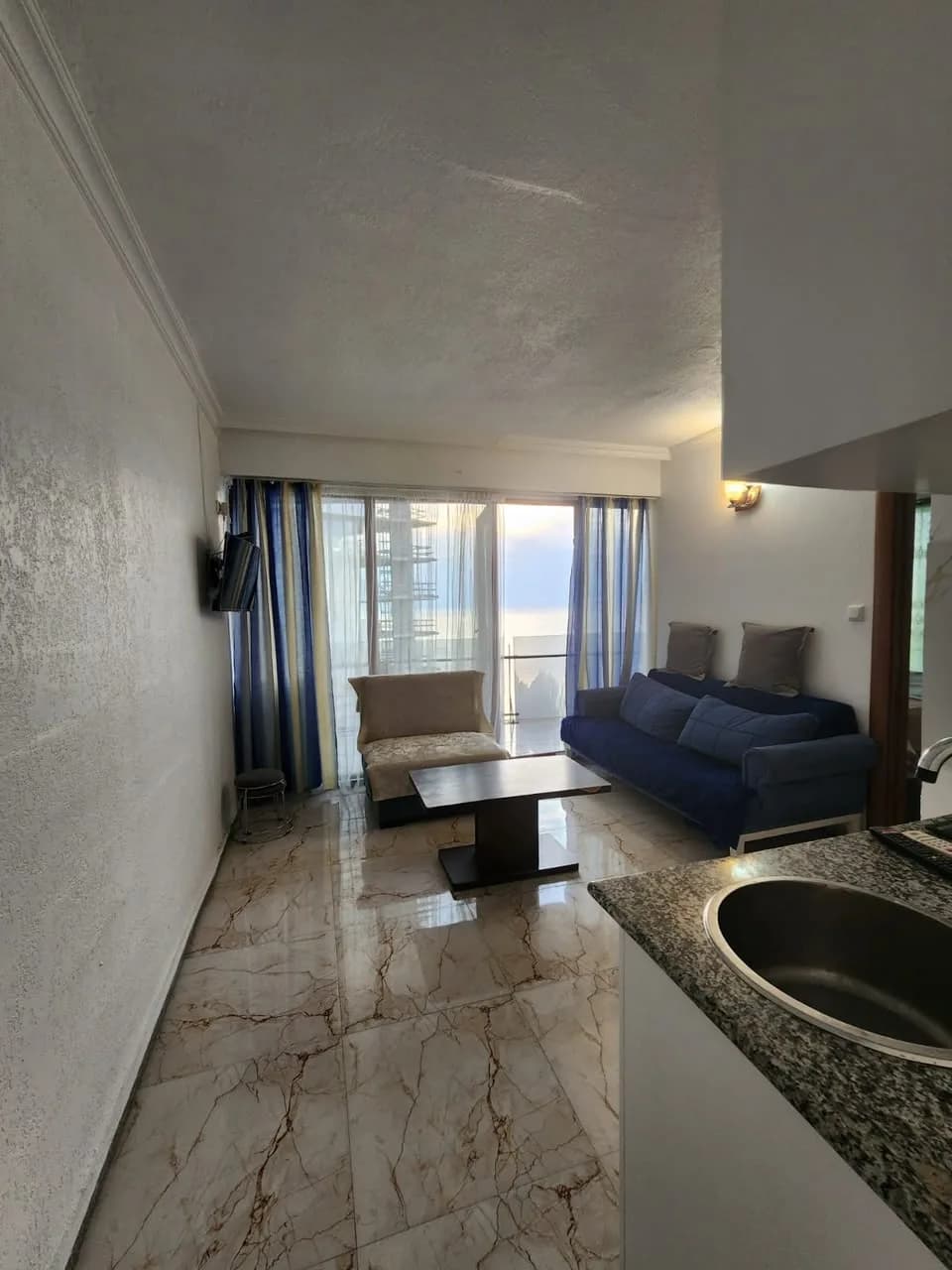 Квартира 1+1 в Батуми · Химшиашвили · 45 м² — Фото 1