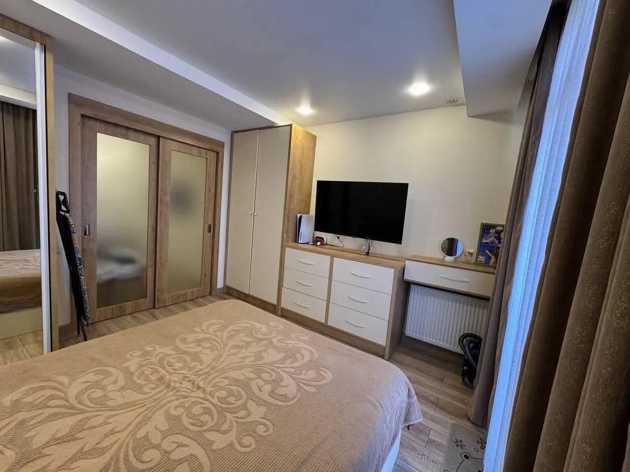 Квартира 1+1 в Батуми · Центр · 45 м² — Фото 4