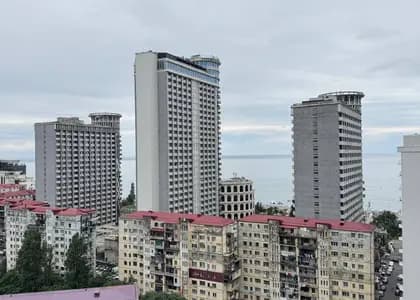 1+1 в Real Palace!