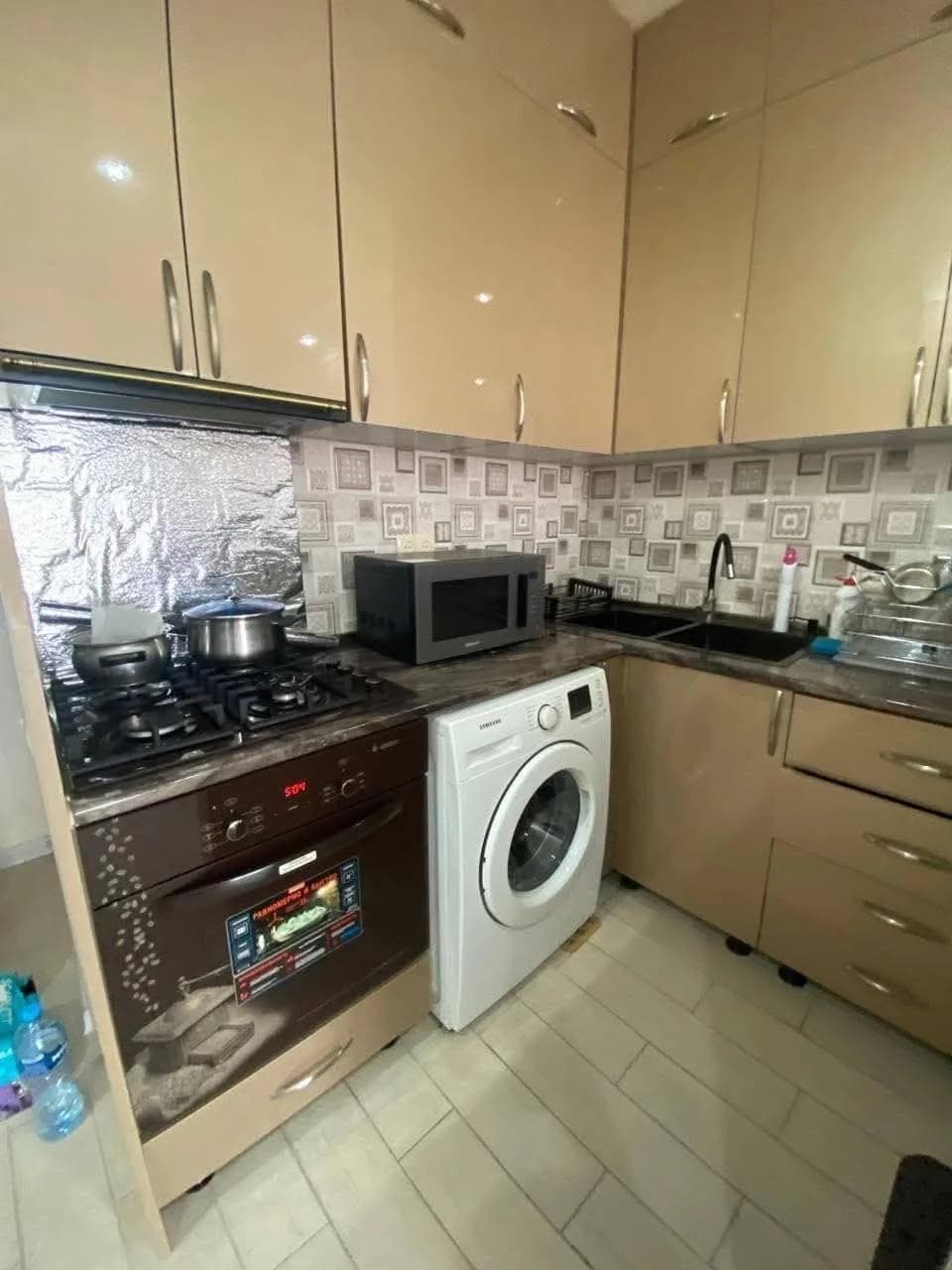 Квартира 1+1 в Батуми · Центр · 55 м² — Фото 3