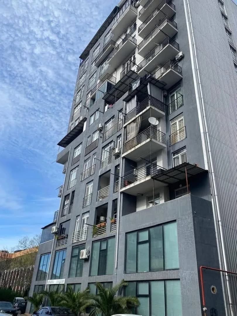 Квартира 1+1 в Батуми · Центр · 55 м² — Фото 9