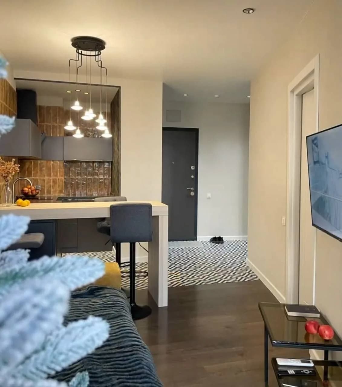Квартира 1+1 в Батуми · Центр · 50 м² — Фото 3