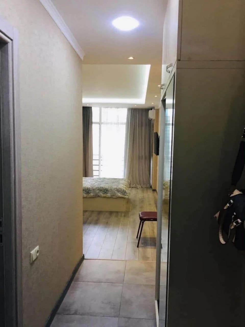 Студия в Батуми · 35 м² — Фото 3