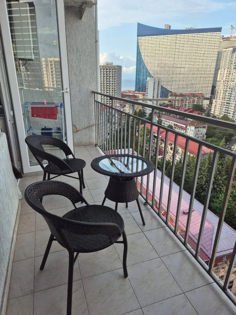 Квартира 3+1 в Батуми · 86 м² — Фото 8