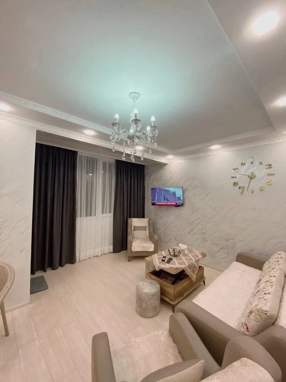 Квартира 1+1 в Батуми · Центр · 50 м² — Фото 3