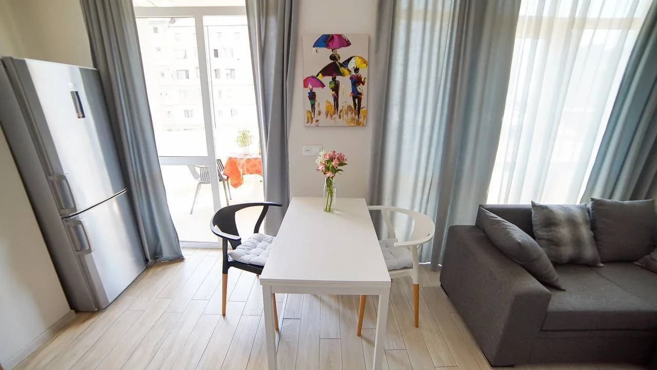 Квартира 2+1 в Батуми · Центр · 90 м² — Фото 4