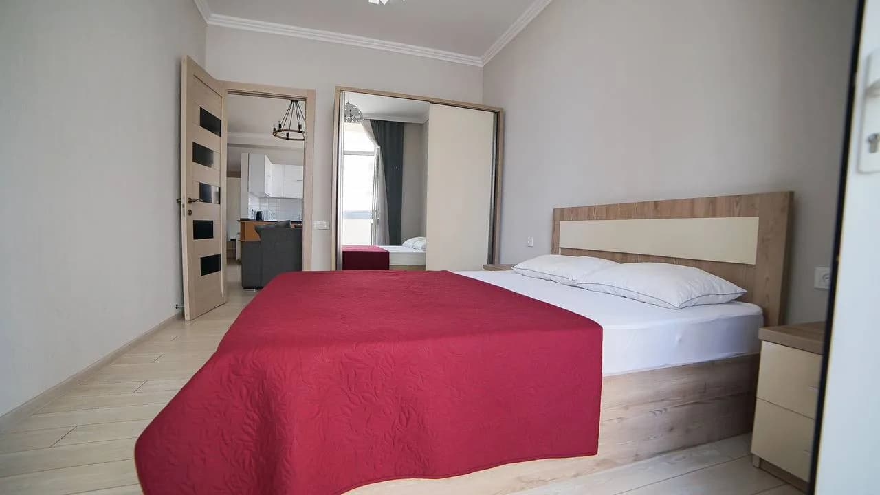 Квартира 2+1 в Батуми · Центр · 90 м² — Фото 6