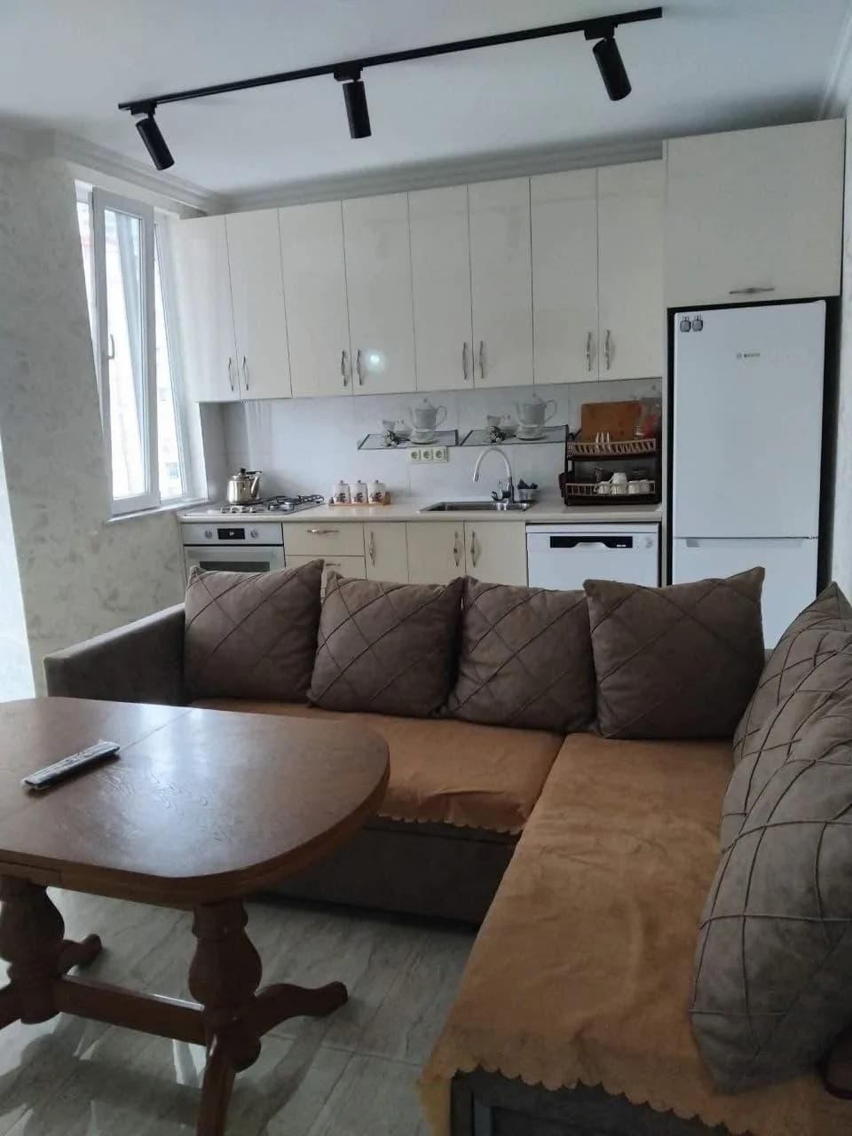 Квартира 2+1 в Батуми · Центр · 60 м² — Фото 1