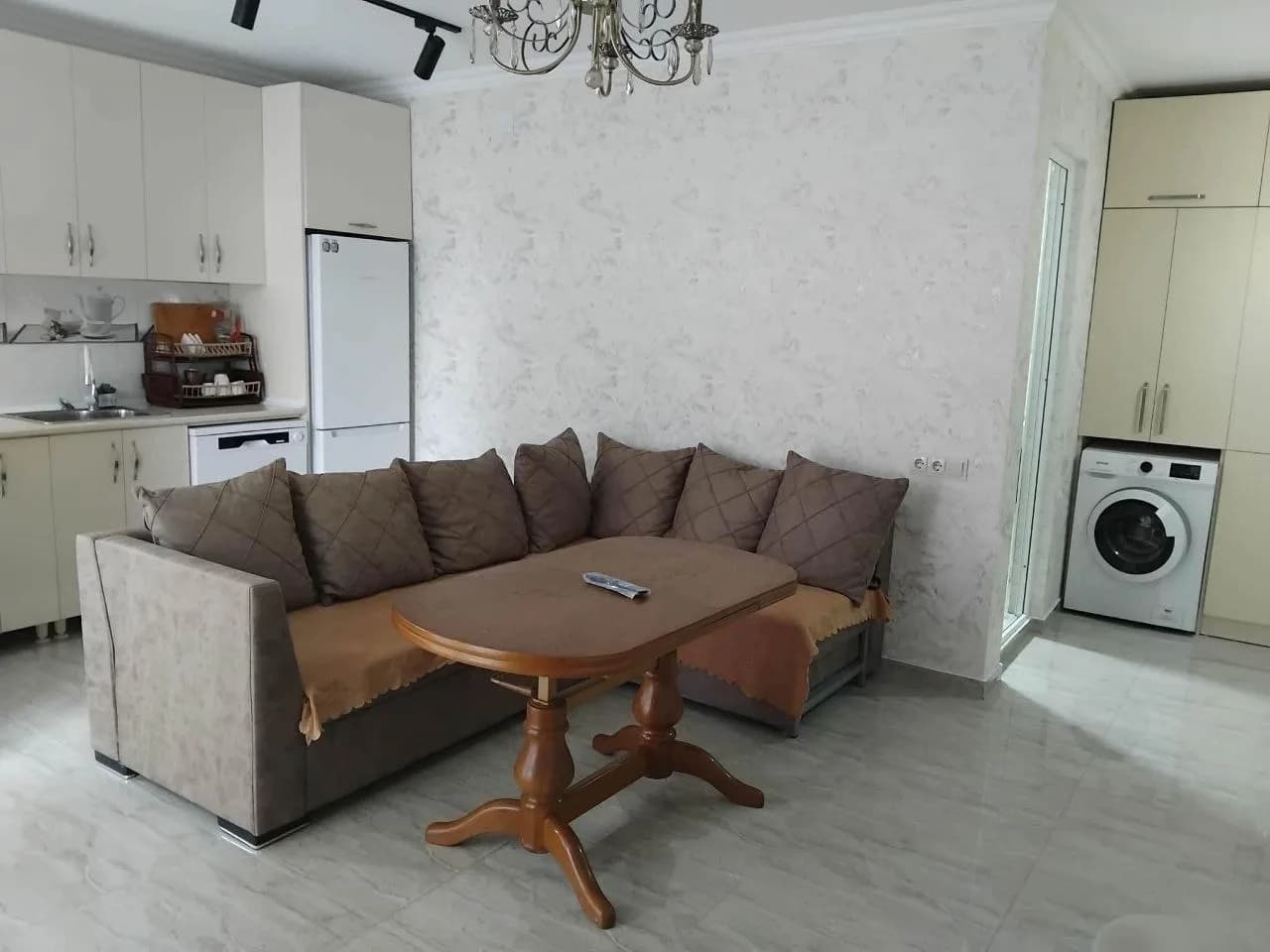 Квартира 2+1 в Батуми · Центр · 60 м² — Фото 2
