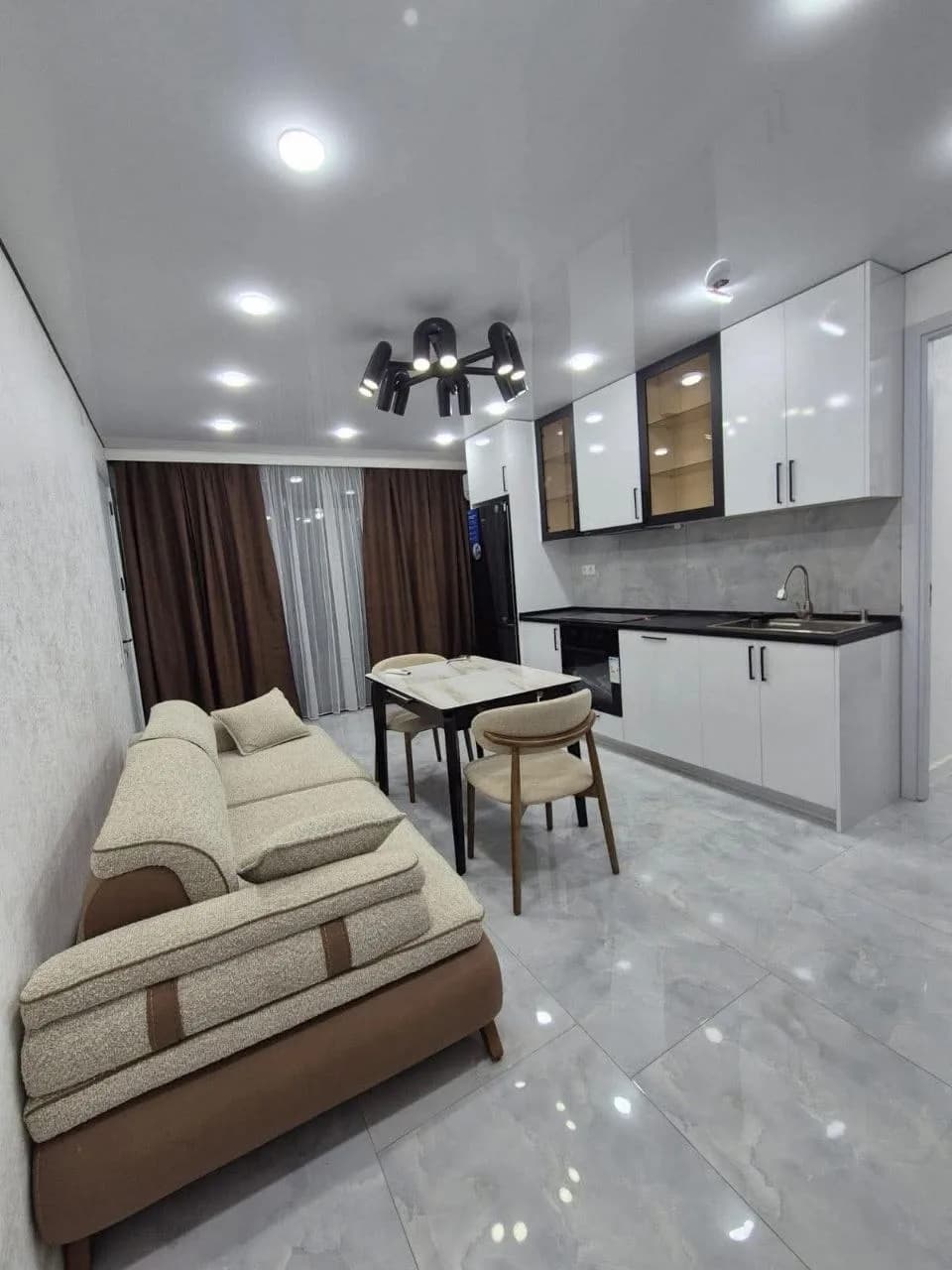 Квартира 2+1 в Батуми · Новый бульвар · 80 м² — Фото 6