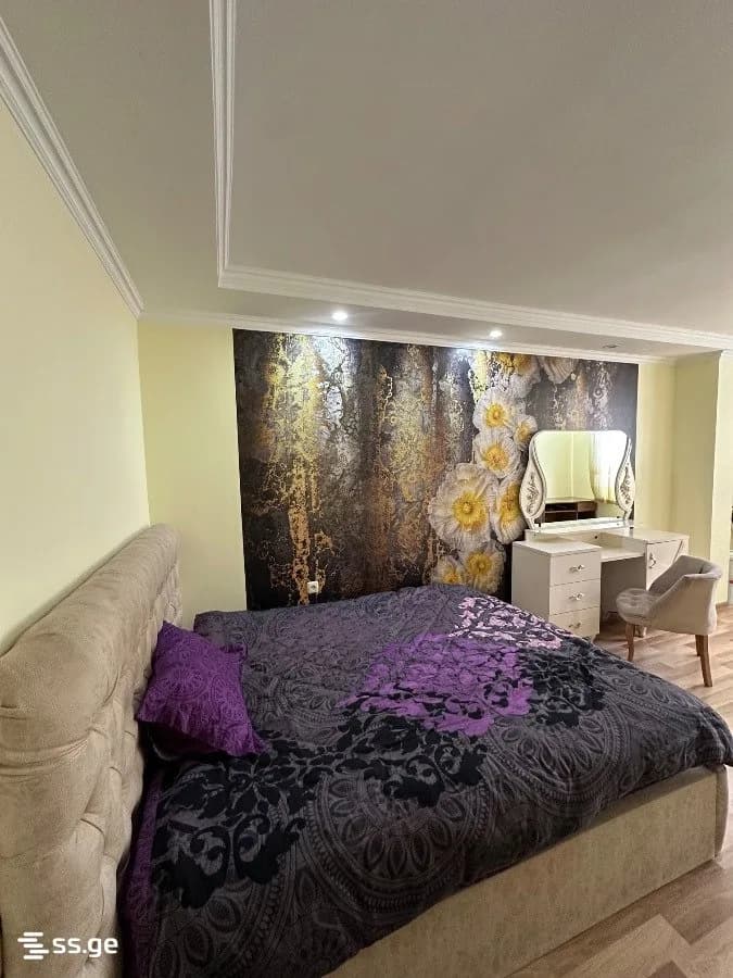 Квартира 1+1 в Батуми · 55 м² — Фото 4