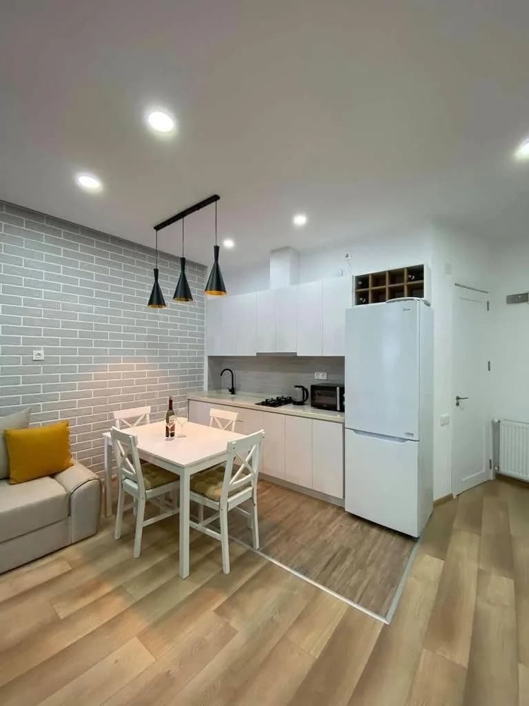 Квартира 1+1 в Батуми · Центр · 50 м² — Фото 4