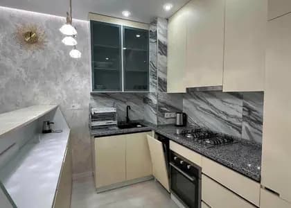 Квартира 1+1 в Батуми · Центр · 60 м²