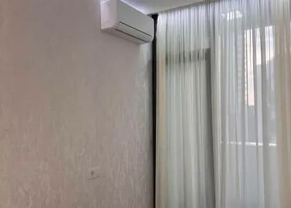 Квартира 1+1 в Батуми · Центр · 60 м²