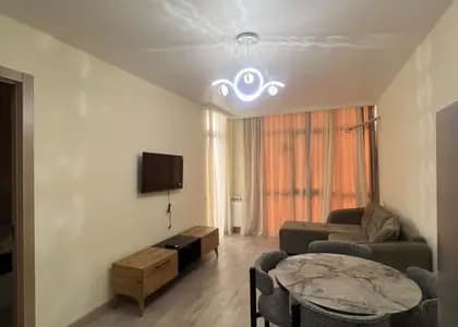 Квартира 1+1 в Батуми · Центр · 45 м²