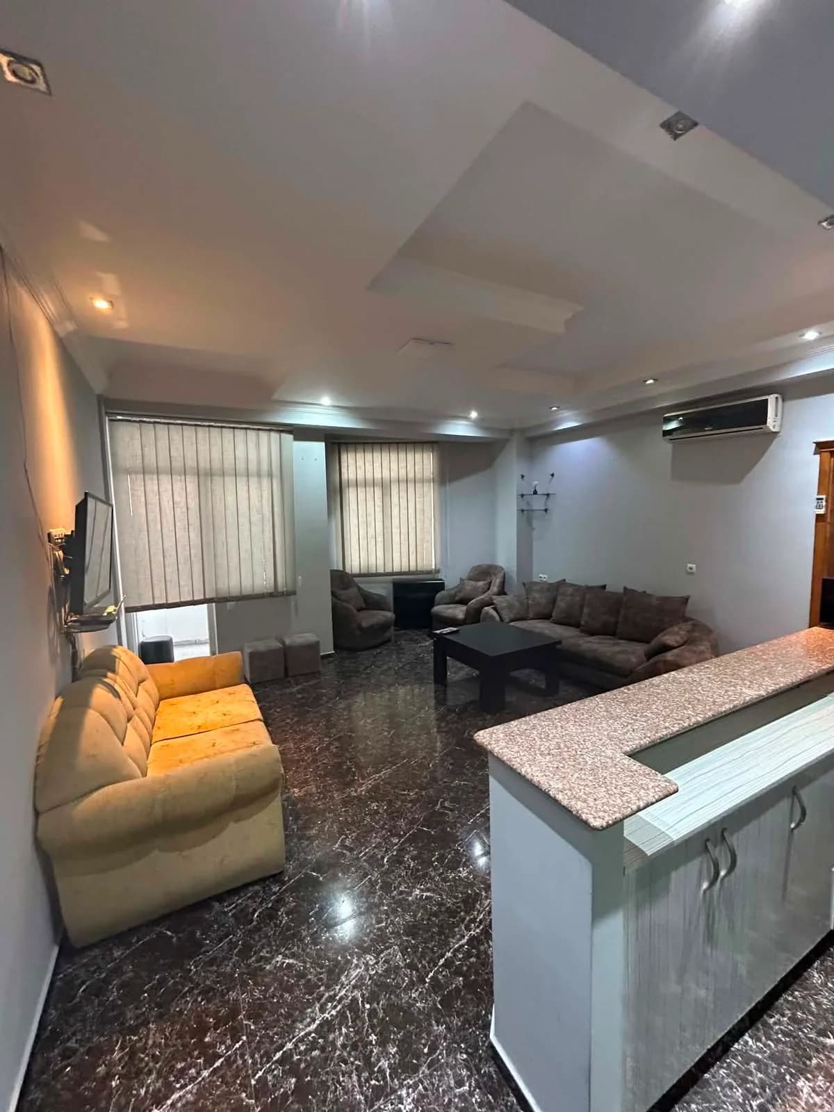 Квартира 1+1 в Батуми · 56 м² — Фото 1