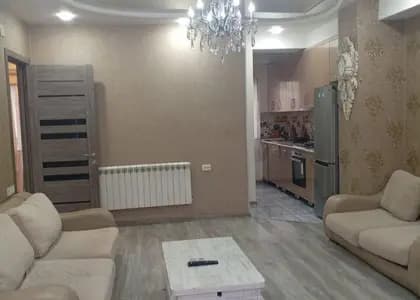 Квартира 2+1 в Батуми · Центр · 75 м²
