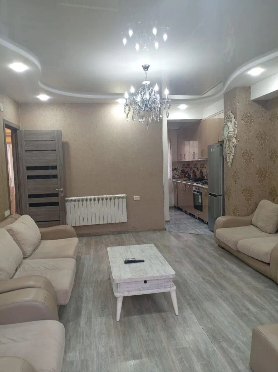 Квартира 2+1 в Батуми · Центр · 75 м² — Фото 1