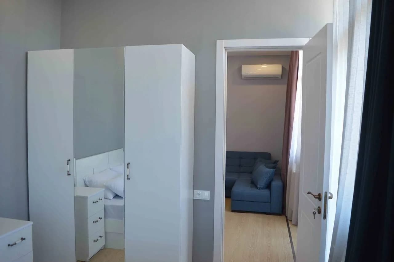 Квартира 1+1 в Батуми · Центр · 50 м² — Фото 5