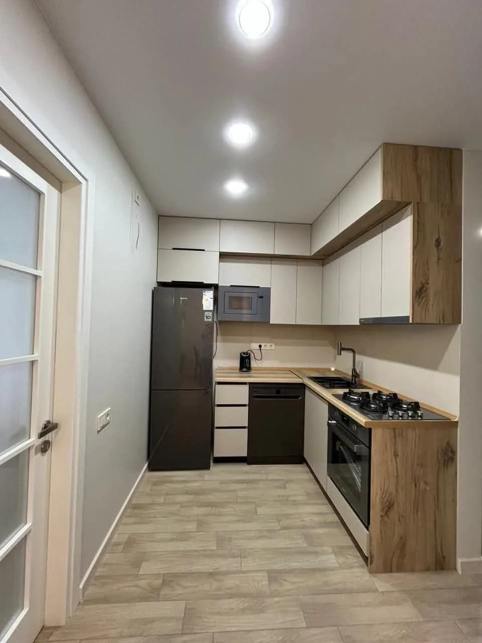 Квартира 2+1 в Батуми · Новый бульвар · 60 м² — Фото 1