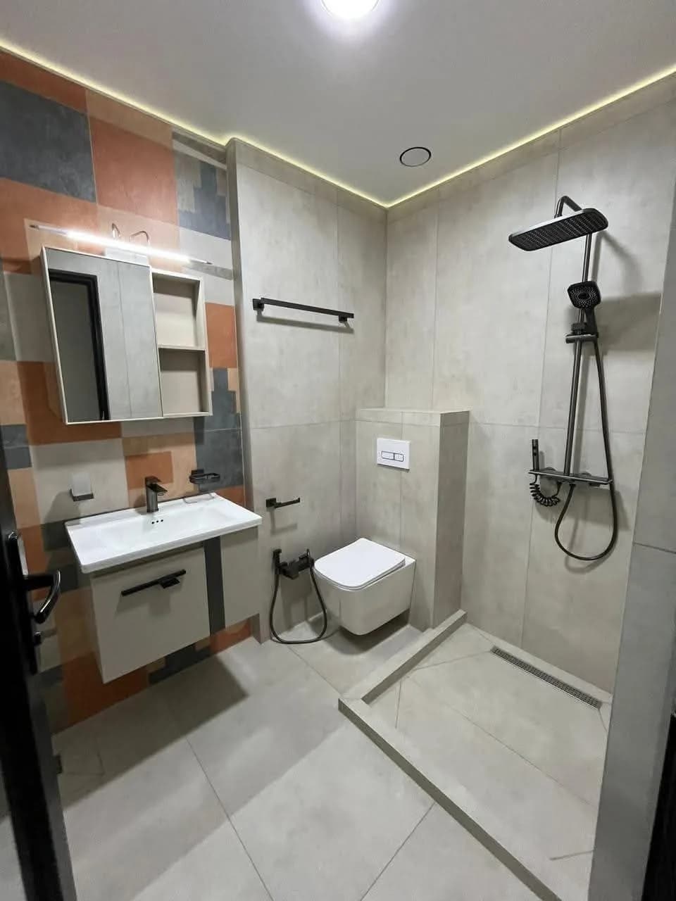Квартира 2+1 в Батуми · Новый бульвар · 60 м² — Фото 6