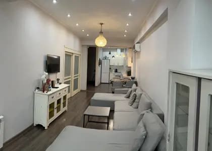 Квартира 2+1 в Батуми · Центр · 73 м²