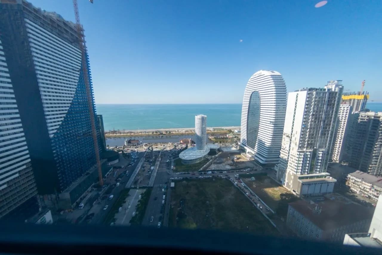 Сдается квартира 1+1 в Dar Tower — стильный интерьер с видом на Аллею Героев и море — Фото 1