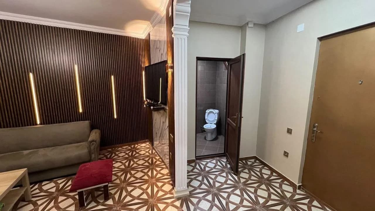 Квартира 2+1 в Батуми · Центр · 105 м² — Фото 4